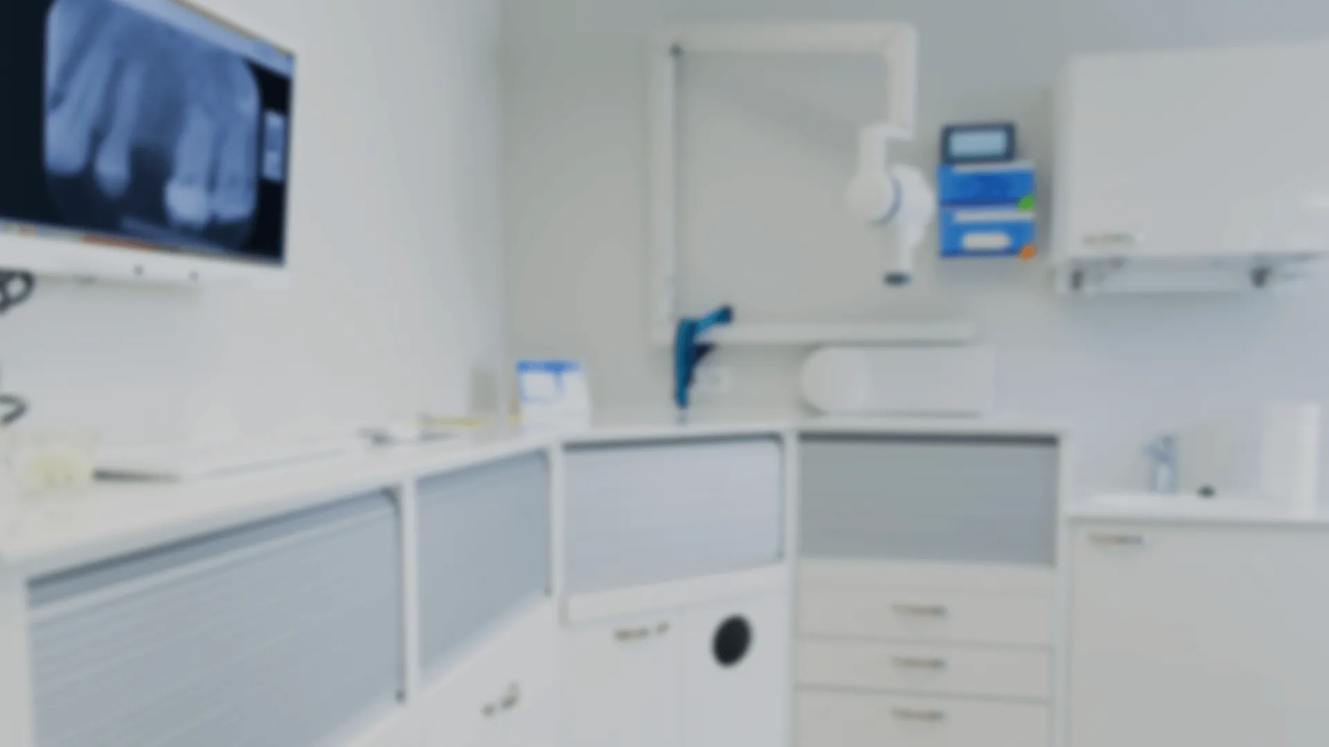 Blurred image of dentist's office.