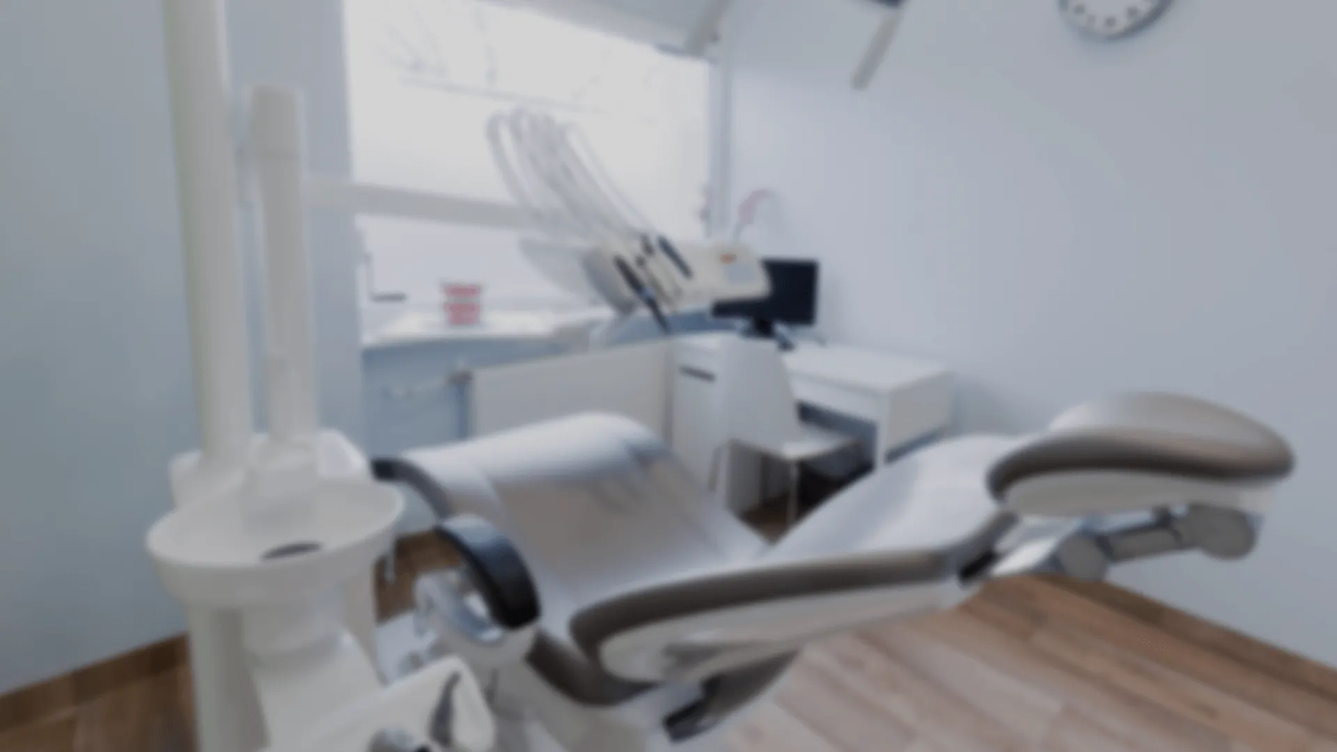 Blurred image of dentist's office.